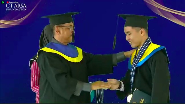 Hollywood Sign on The Hill